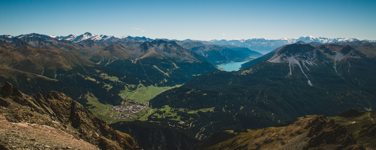 Blick auf Nauders am Reschenpasse, Bild mountbella
